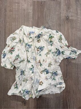 Cream Floral Button-Up Women's Blouse